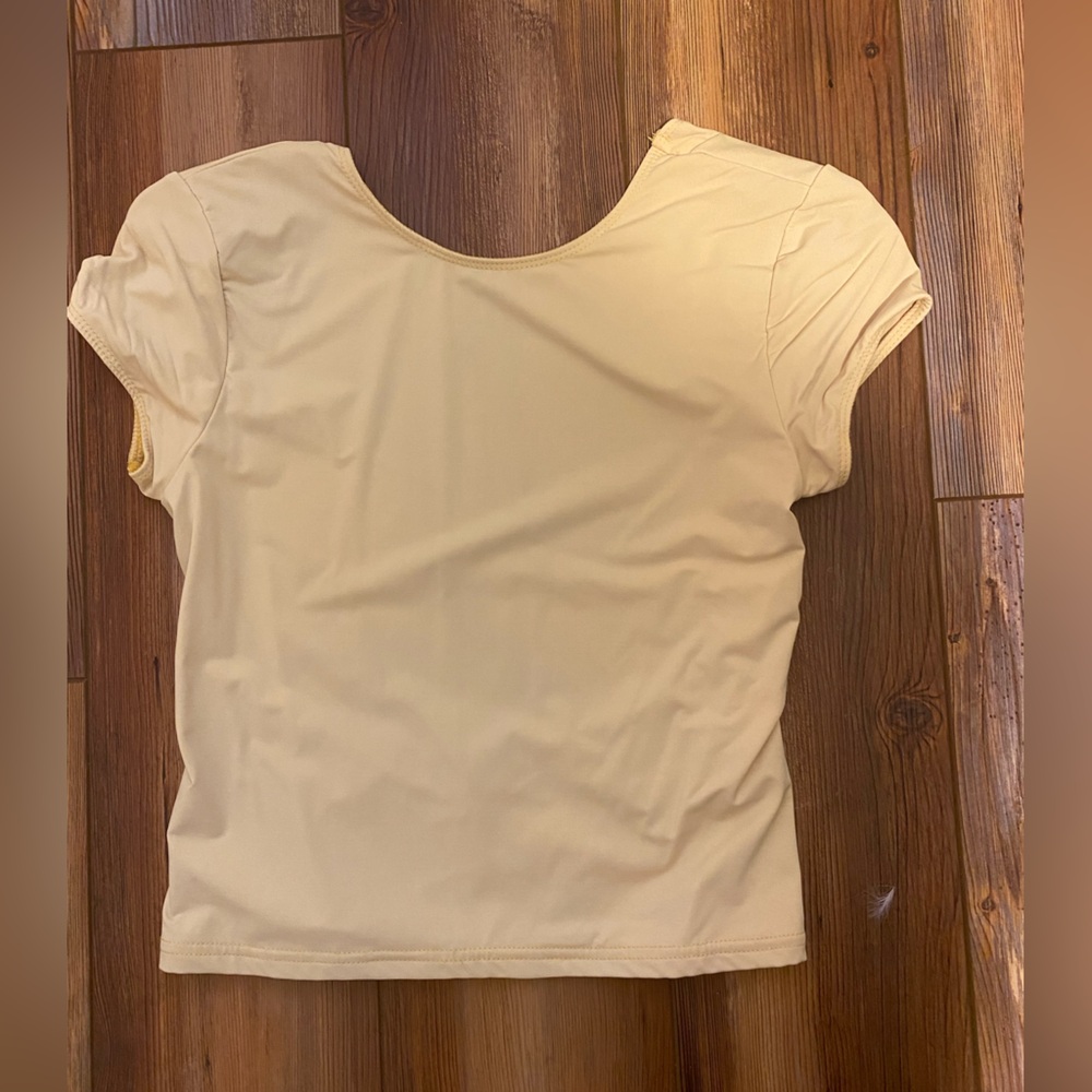 Edikted open back yellow top - Picture 2 of 5